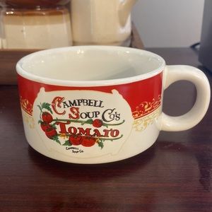 Campbell’s soup bowl